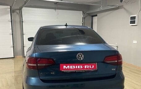 Volkswagen Jetta VI, 2017 год, 1 350 000 рублей, 7 фотография