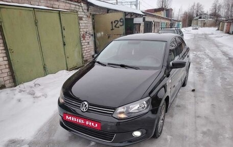 Volkswagen Polo VI (EU Market), 2012 год, 650 000 рублей, 2 фотография