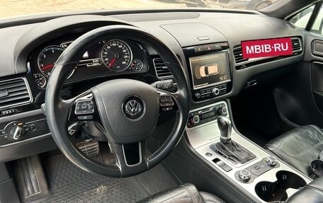 Volkswagen Touareg III, 2011 год, 2 400 000 рублей, 12 фотография