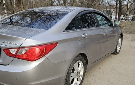 Hyundai Sonata VI, 2011 год, 1 200 000 рублей, 4 фотография