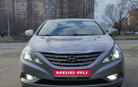 Hyundai Sonata VI, 2011 год, 1 200 000 рублей, 8 фотография