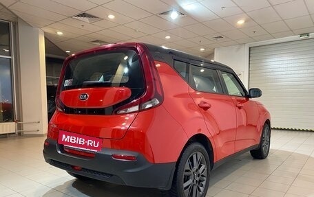 KIA Soul II рестайлинг, 2019 год, 1 980 000 рублей, 5 фотография