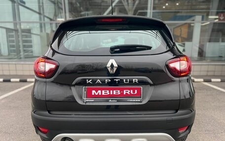 Renault Kaptur I рестайлинг, 2021 год, 1 780 000 рублей, 6 фотография