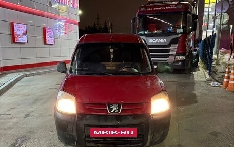 Peugeot Partner II рестайлинг 2, 2010 год, 490 000 рублей, 2 фотография