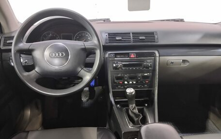 Audi A4, 2002 год, 520 000 рублей, 9 фотография