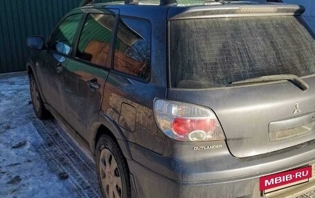 Mitsubishi Outlander III рестайлинг 3, 2007 год, 650 000 рублей, 8 фотография