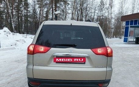 Mitsubishi Pajero Sport II рестайлинг, 2011 год, 1 600 000 рублей, 12 фотография