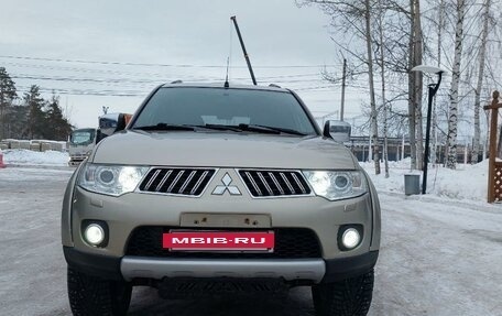 Mitsubishi Pajero Sport II рестайлинг, 2011 год, 1 600 000 рублей, 5 фотография