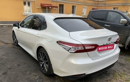 Toyota Camry, 2021 год, 4 065 000 рублей, 2 фотография