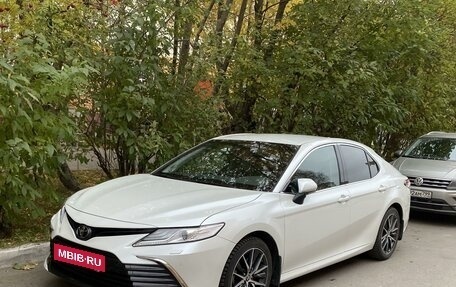 Toyota Camry, 2021 год, 4 065 000 рублей, 3 фотография