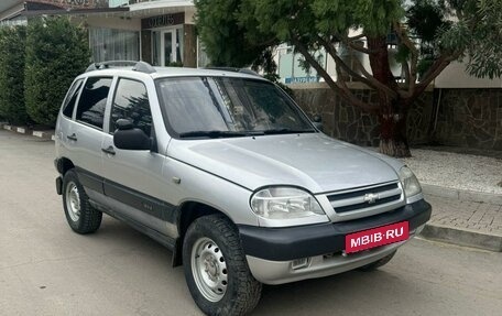 Chevrolet Niva I рестайлинг, 2004 год, 590 000 рублей, 18 фотография