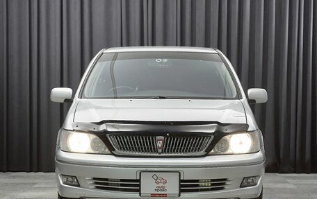 Toyota Vista V30, 2001 год, 575 000 рублей, 2 фотография