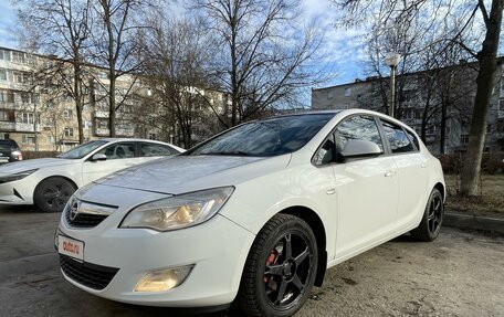 Opel Astra J, 2012 год, 750 000 рублей, 16 фотография