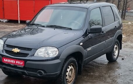 Chevrolet Niva I рестайлинг, 2016 год, 850 000 рублей, 3 фотография