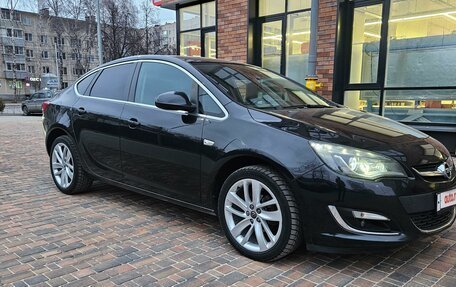 Opel Astra J, 2014 год, 1 150 000 рублей, 2 фотография