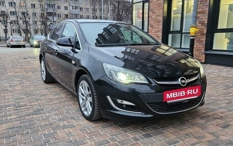 Opel Astra J, 2014 год, 1 150 000 рублей, 3 фотография