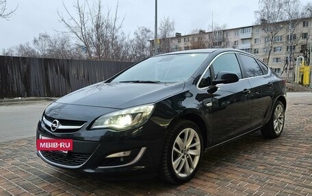 Opel Astra J, 2014 год, 1 150 000 рублей, 13 фотография