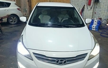 Hyundai Solaris II рестайлинг, 2014 год, 950 000 рублей, 12 фотография