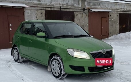 Skoda Fabia II, 2011 год, 560 000 рублей, 3 фотография