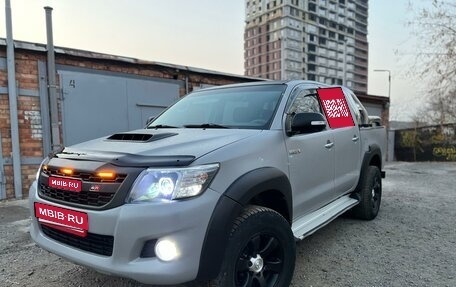 Toyota Hilux VII, 2012 год, 2 450 000 рублей, 1 фотография