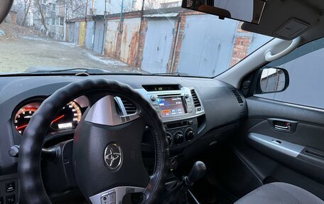 Toyota Hilux VII, 2012 год, 2 450 000 рублей, 10 фотография