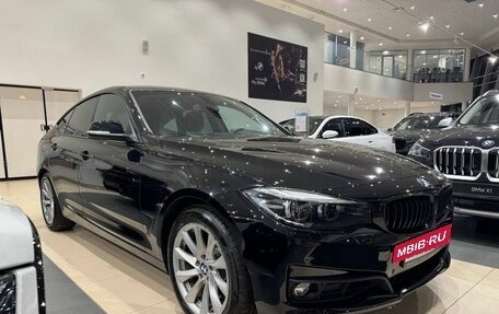 BMW 3 серия, 2018 год, 2 897 000 рублей, 3 фотография