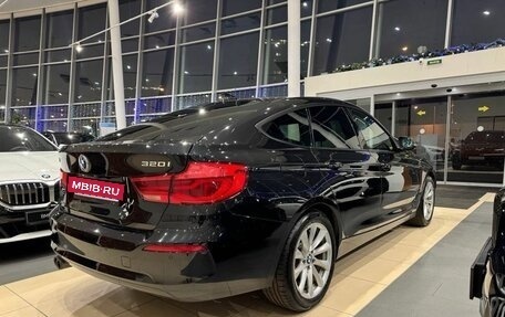 BMW 3 серия, 2018 год, 2 897 000 рублей, 4 фотография