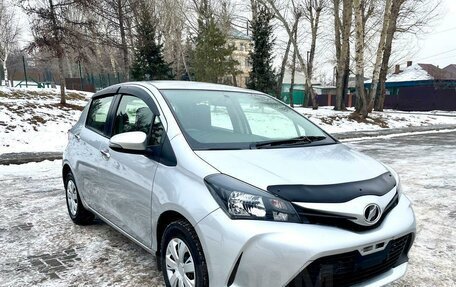 Toyota Vitz, 2015 год, 890 000 рублей, 7 фотография