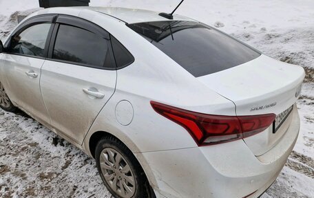 Hyundai Solaris II рестайлинг, 2017 год, 1 149 000 рублей, 3 фотография