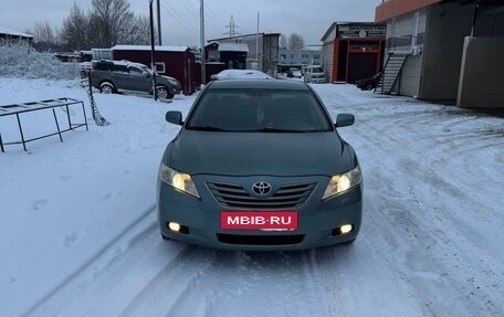 Toyota Camry, 2008 год, 1 050 000 рублей, 2 фотография