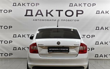 Skoda Rapid I, 2014 год, 900 000 рублей, 5 фотография