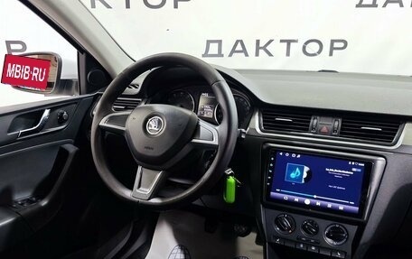 Skoda Rapid I, 2014 год, 900 000 рублей, 9 фотография