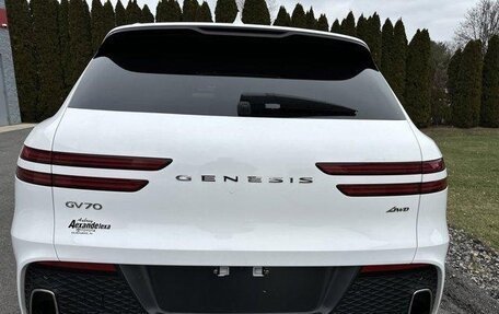 Genesis GV70, 2022 год, 5 615 000 рублей, 5 фотография