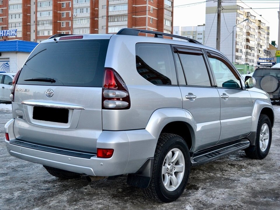 Toyota Land Cruiser Prado 120 рестайлинг, 2009 год, 730 000 рублей, 2 фотография