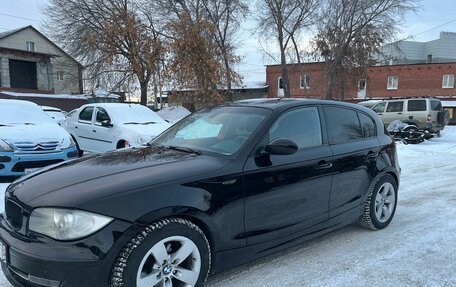 BMW 1 серия, 2009 год, 880 000 рублей, 2 фотография