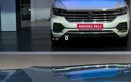 Volkswagen Tiguan, 2024 год, 5 490 000 рублей, 33 фотография