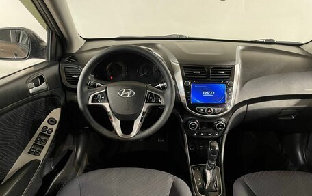 Hyundai Solaris II рестайлинг, 2014 год, 895 000 рублей, 18 фотография