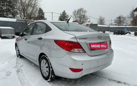 Hyundai Solaris II рестайлинг, 2012 год, 870 000 рублей, 9 фотография