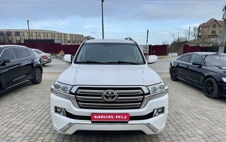 Toyota Land Cruiser 200, 2015 год, 6 200 000 рублей, 3 фотография