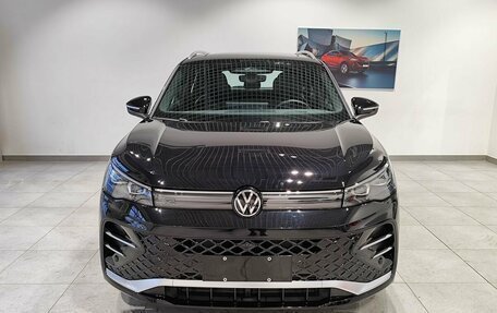 Volkswagen Tiguan, 2024 год, 5 799 000 рублей, 2 фотография