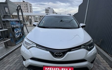 Toyota RAV4, 2016 год, 2 430 000 рублей, 6 фотография