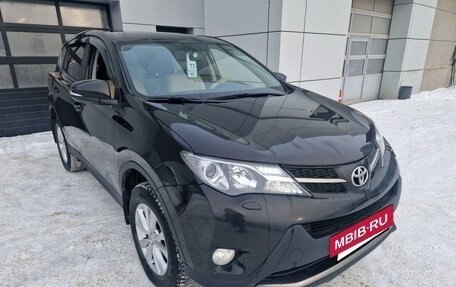 Toyota RAV4, 2014 год, 1 999 000 рублей, 4 фотография