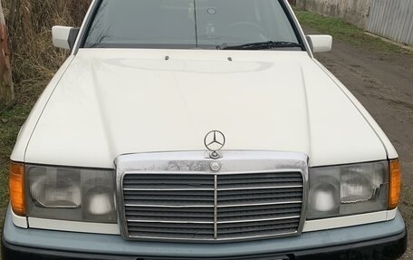 Mercedes-Benz W124, 1988 год, 380 000 рублей, 1 фотография