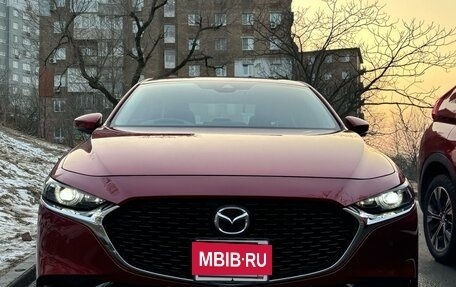 Mazda 3, 2020 год, 1 885 000 рублей, 2 фотография