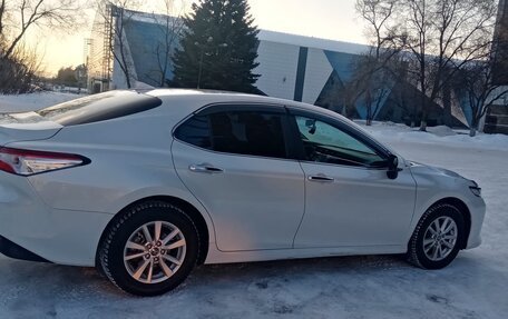 Toyota Camry, 2019 год, 2 850 000 рублей, 2 фотография