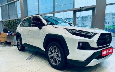 Toyota RAV4, 2024 год, 5 030 000 рублей, 3 фотография