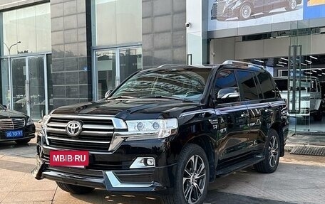 Toyota Land Cruiser 200, 2020 год, 6 500 002 рублей, 2 фотография