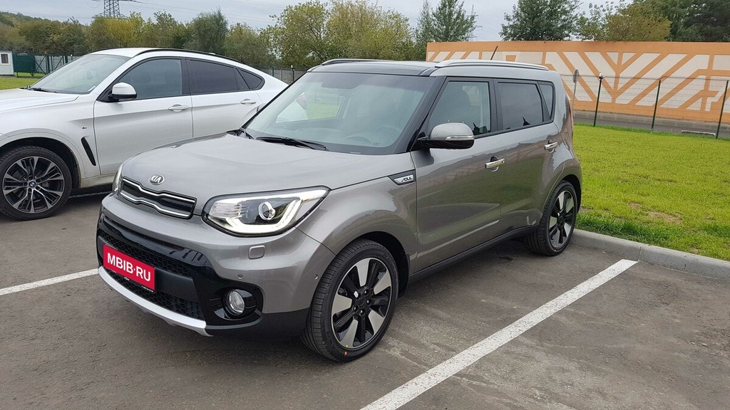 KIA Soul II рестайлинг, 2019 год, 400 000 рублей, 2 фотография