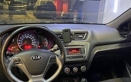 KIA Rio III рестайлинг, 2016 год, 850 000 рублей, 19 фотография