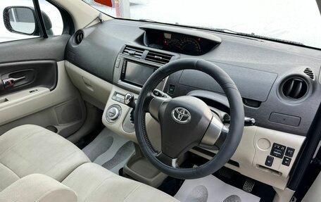 Toyota Passo Sette, 2009 год, 849 999 рублей, 11 фотография